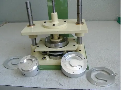 Dispositivo industrial com componentes usinados